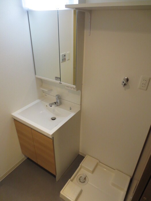 物件内観写真11　(洗面)