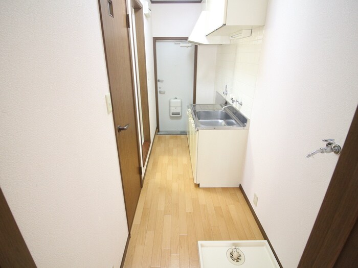 物件内観写真21　(廊下)