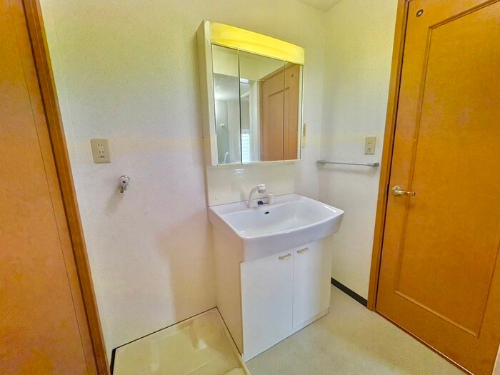 物件内観写真8　(バス／シャワールーム等)