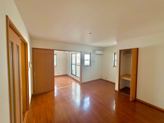 物件内観写真11　(内観写真)