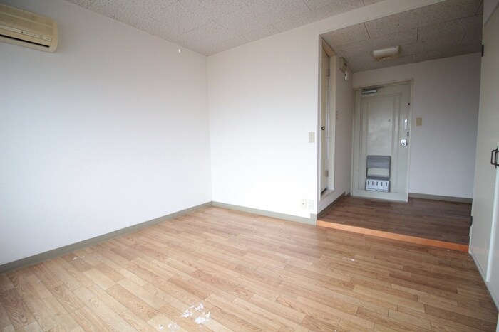 物件内観写真8　(内観写真)