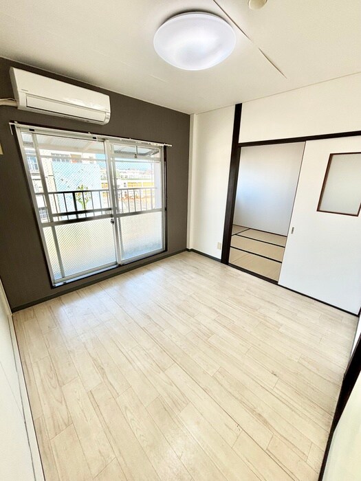 物件内観写真11　(居室)