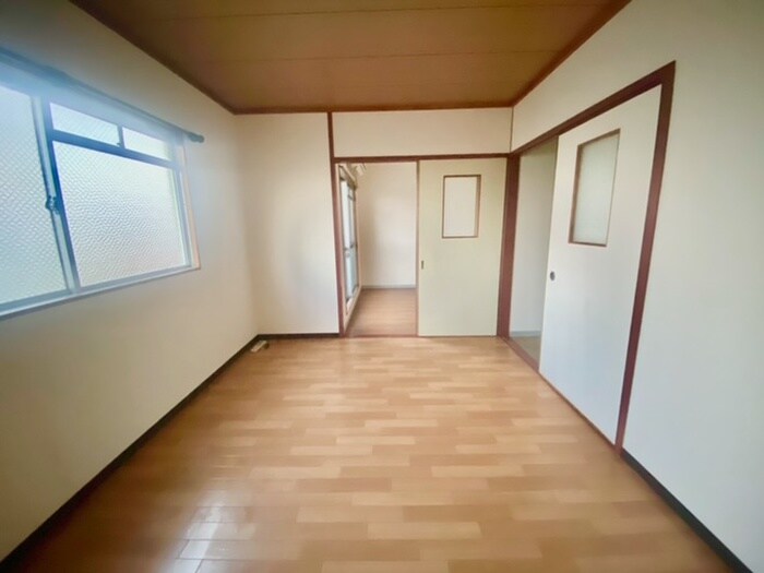 物件内観写真12　(居室)