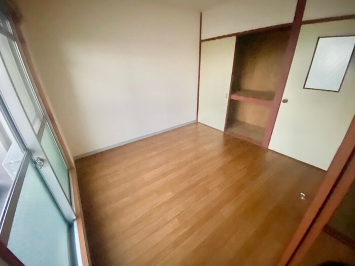 物件内観写真14　(居室)