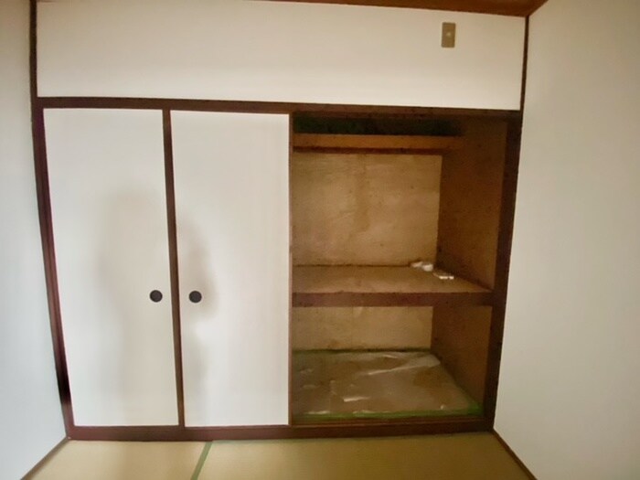 物件内観写真15　(収納)