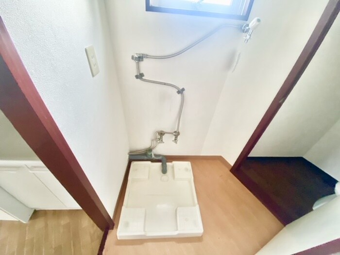 物件内観写真21　(洗濯機置場)