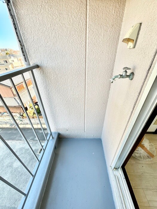 物件内観写真21　(洗濯機置場)