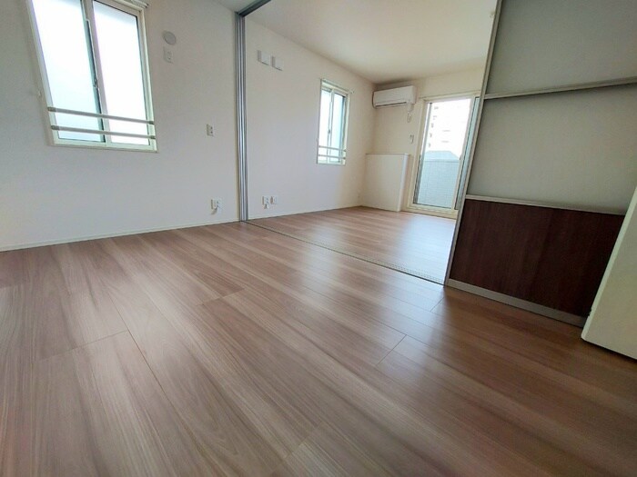 物件内観写真8　(居室)