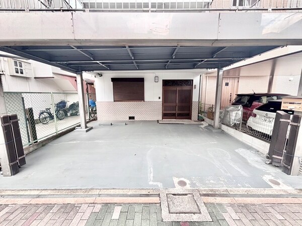 エントランス部分