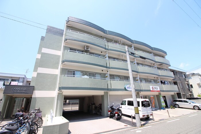 物件外観写真6　(外観写真)