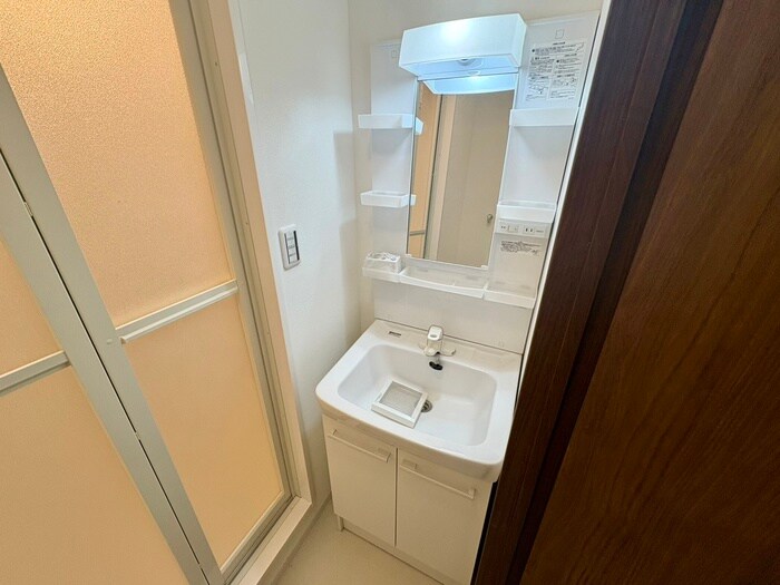 物件内観写真15　(洗面)