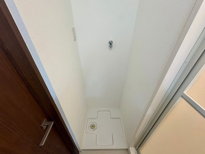 物件内観写真20　(洗濯機置場)