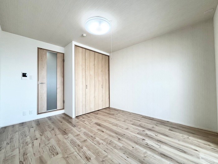 物件内観写真8　(居室)