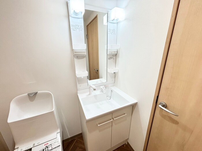 物件内観写真14　(洗面)