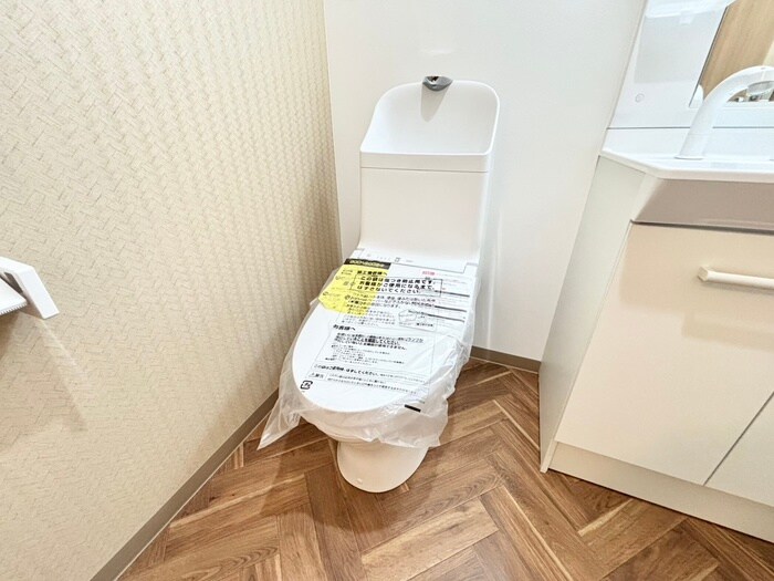 物件内観写真16　(トイレ)