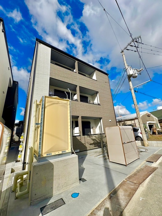 物件外観写真2　(外観写真)