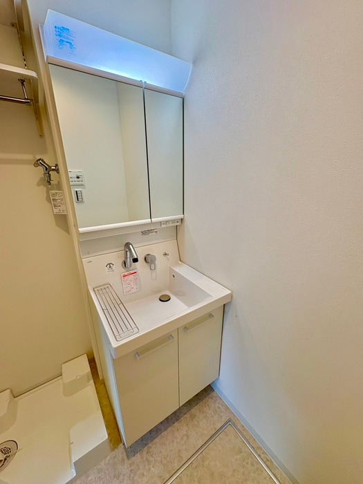 物件内観写真13　(洗面)