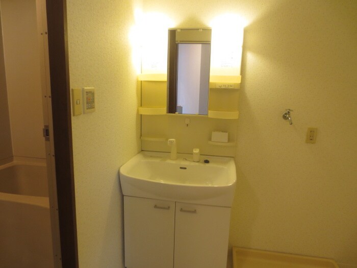 物件内観写真9　(洗面)