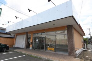 小倉町久保テナント外観写真
