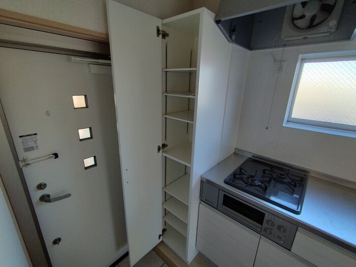 物件内観写真15　(靴箱)