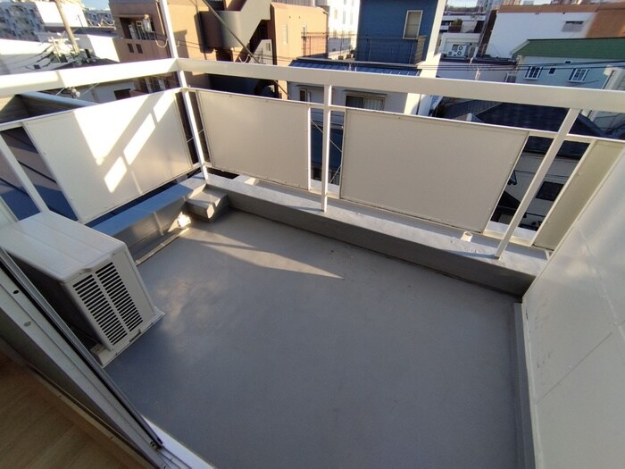 物件内観写真16　(ベランダ・バルコニー)