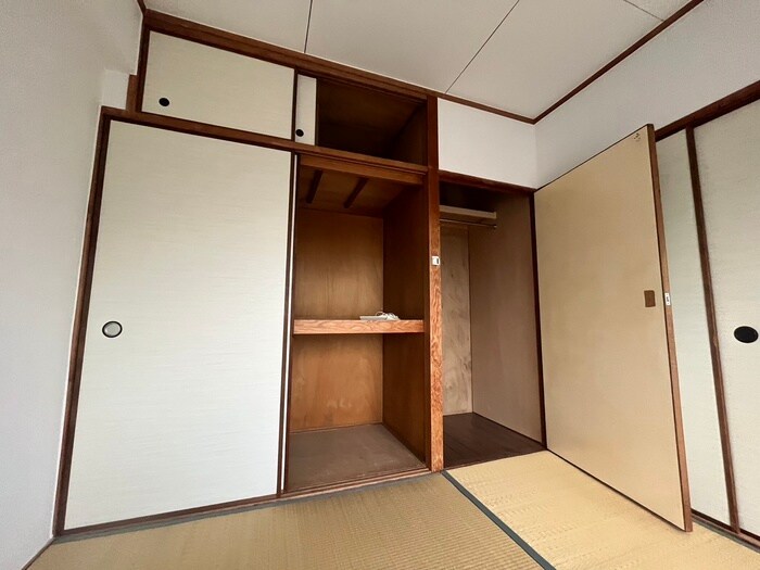 物件内観写真13　(収納)
