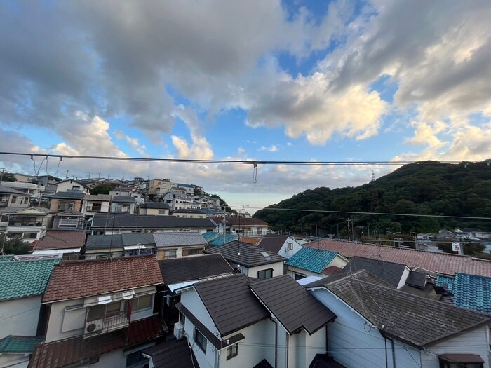 物件内観写真17　(室内からの展望)