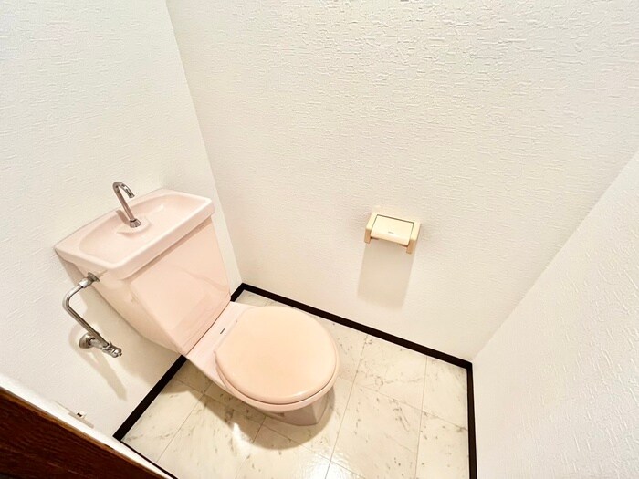 物件内観写真13　(トイレ)