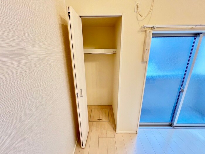 物件内観写真10　(収納)