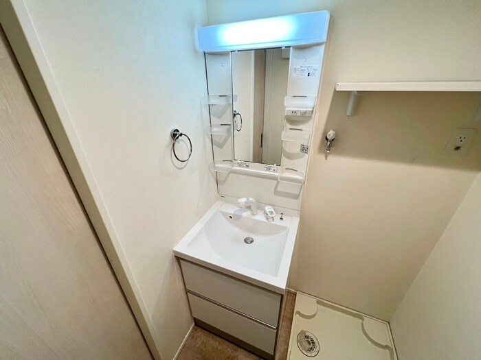 物件内観写真13　(洗面)