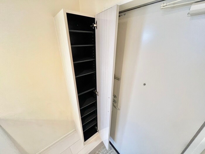 物件内観写真18　(靴箱)