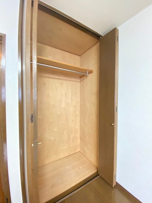 物件内観写真12　(収納)