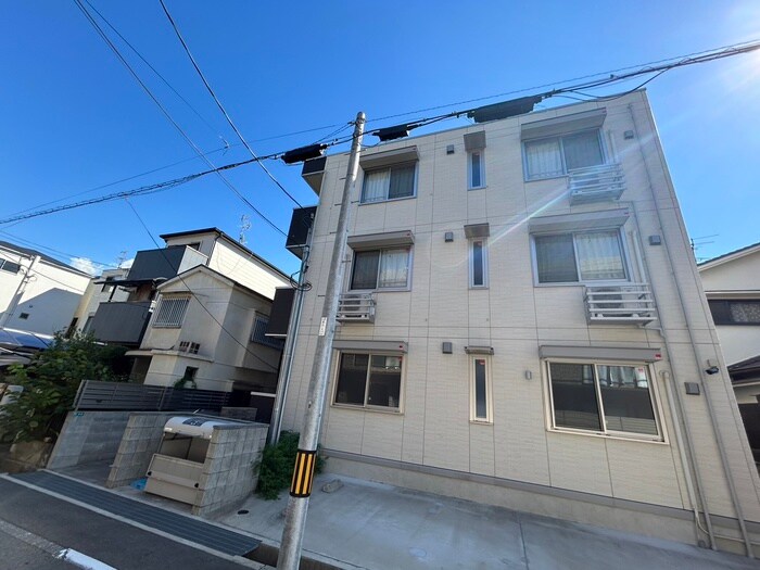 物件外観写真1　(外観写真)