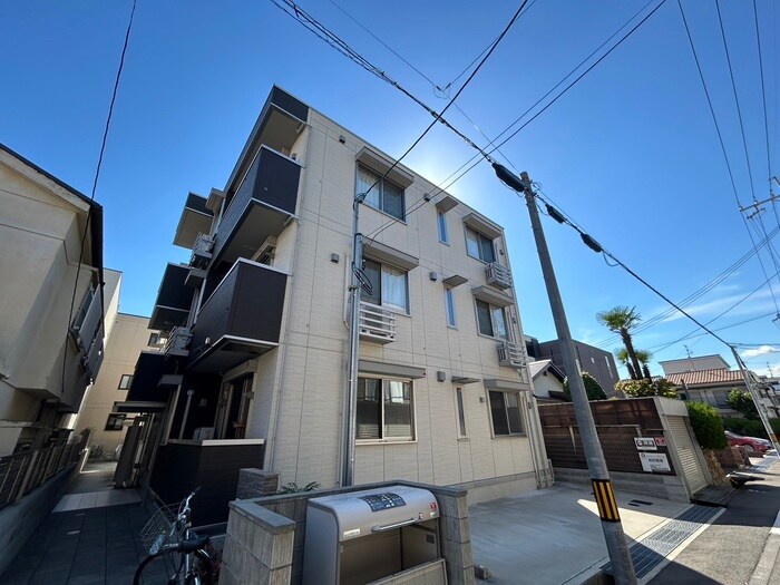 物件外観写真2　(外観写真)