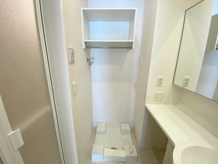 物件内観写真20　(洗濯機置場)