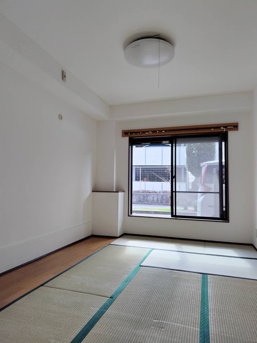 物件内観写真11　(居室)