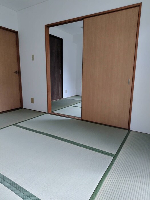 物件内観写真16　(居室)