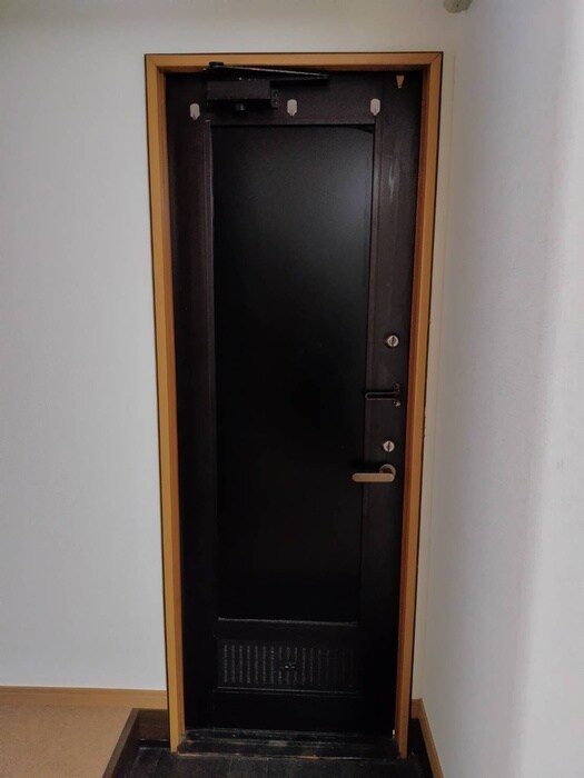 物件内観写真17　(玄関)