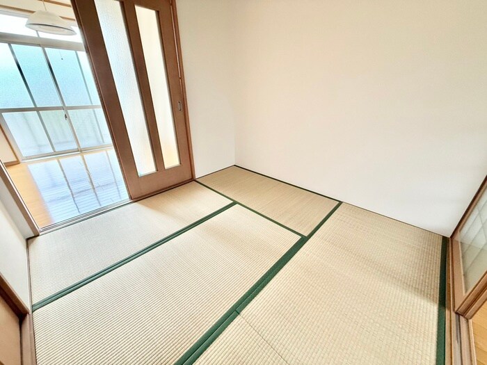 物件内観写真13　(居室)