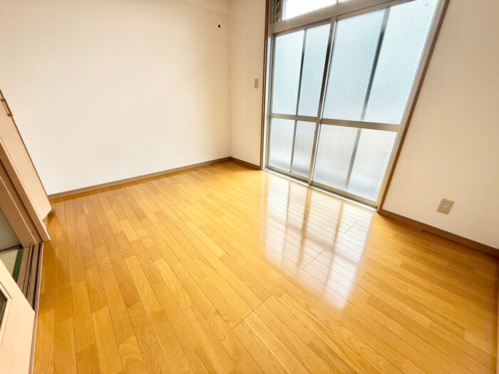 物件内観写真16　(居室)