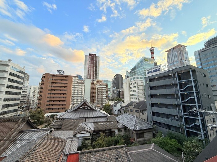 物件内観写真22　(室内からの展望)