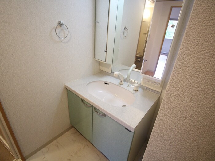 物件内観写真13　(洗面)