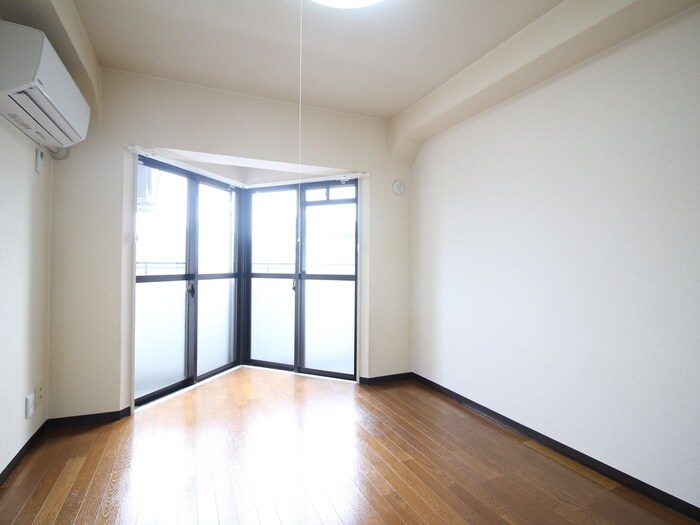 物件内観写真18　(居室)