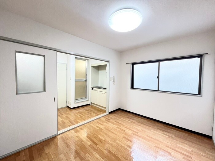 物件内観写真7　(居室)