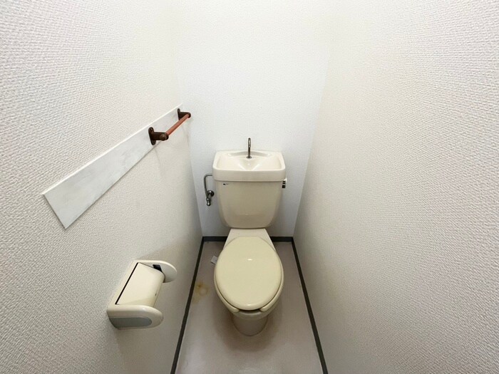 物件内観写真11　(トイレ)