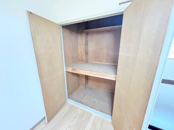 物件内観写真15　(収納)