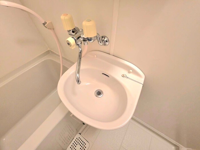 物件内観写真11　(洗面)