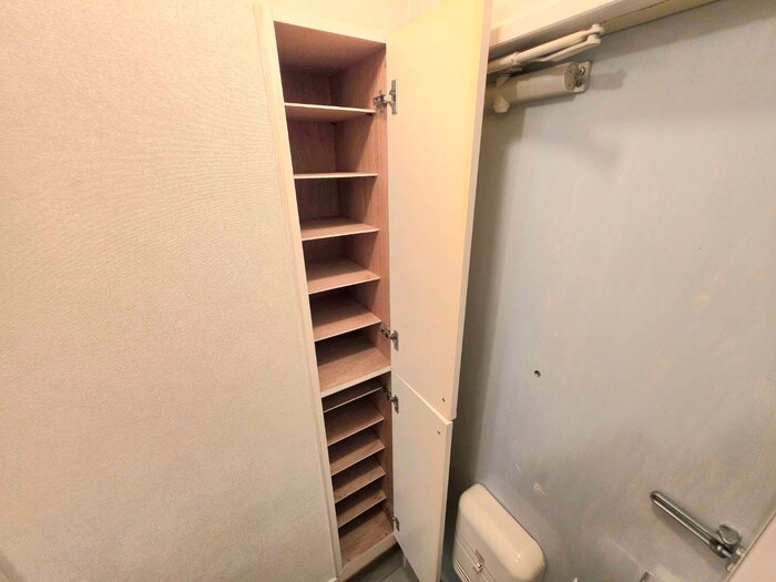 物件内観写真13　(靴箱)