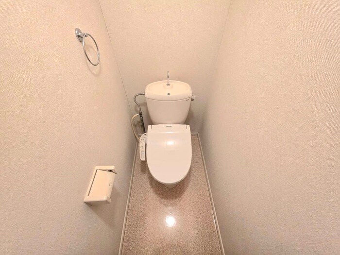 物件内観写真14　(トイレ)