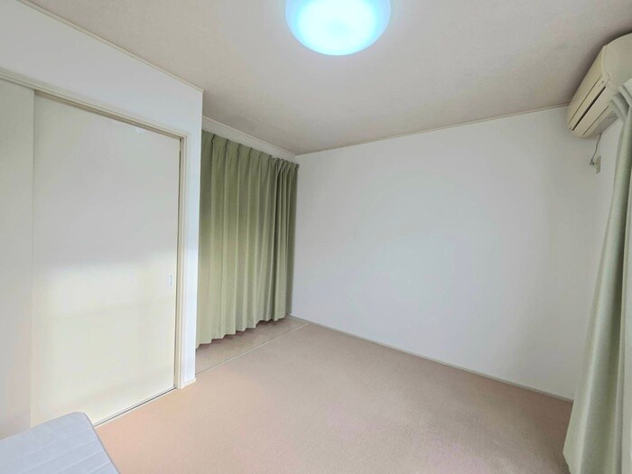 物件内観写真20　(居室)